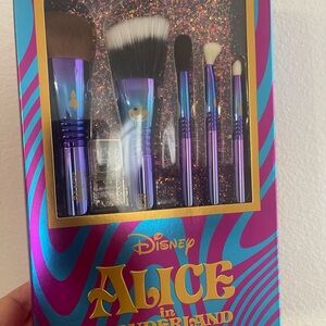 Sigma Beauty Alice Collection Bath & Body Set - Teal and Purple